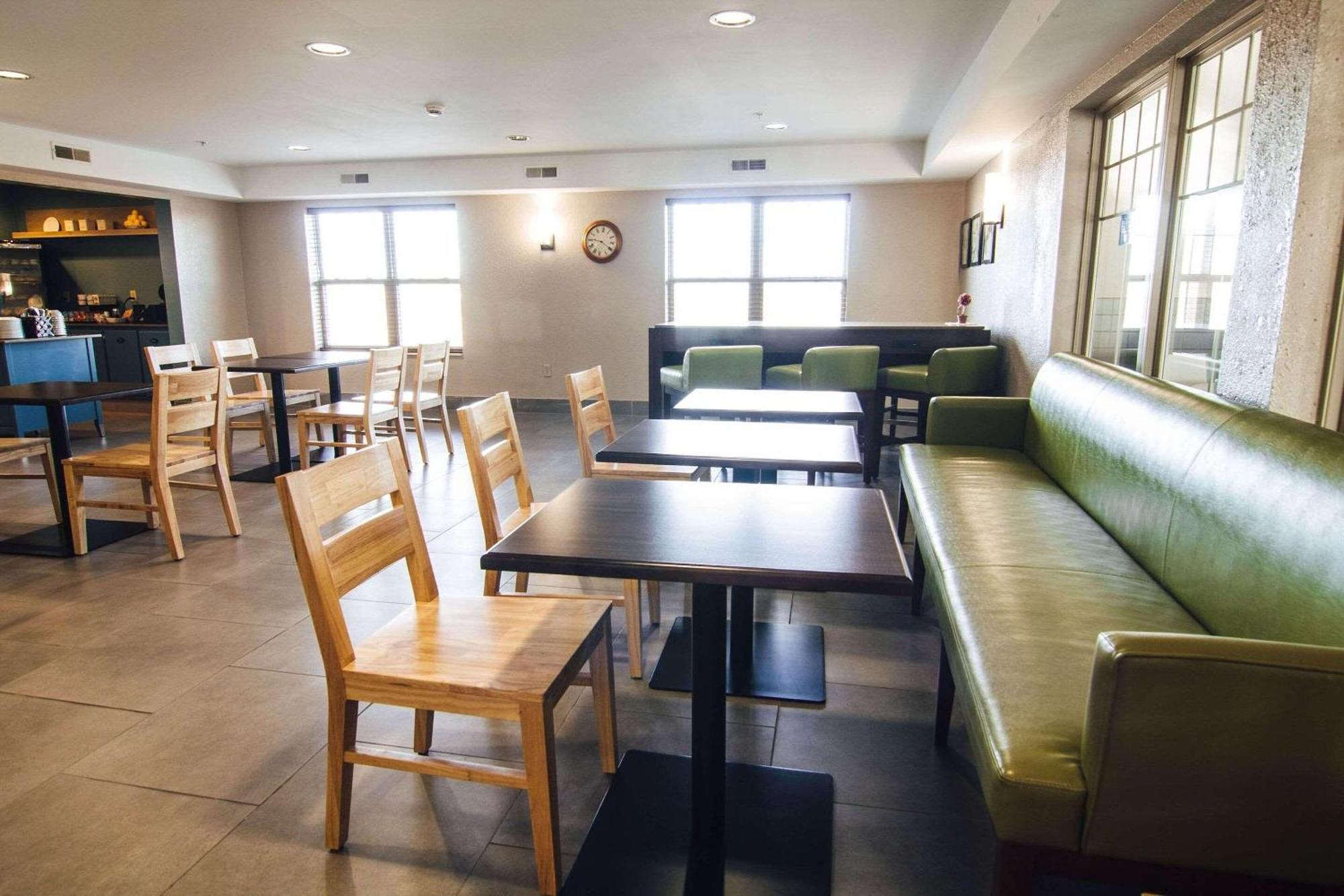 Country Inn & Suites By Radisson, Stockton, Il Екстер'єр фото